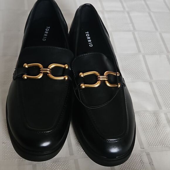 Torrid Women's Black Loafers with Gold Accent - Picture 11 of 16